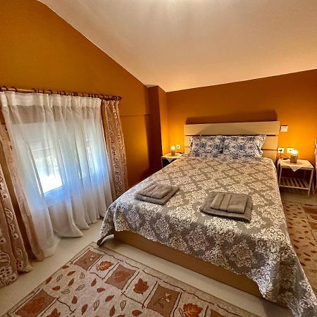 Hilltop Lodge Órma Dış mekan fotoğraf